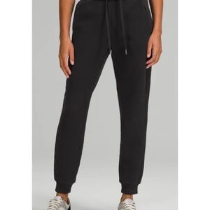 Lululemon joggers size 16